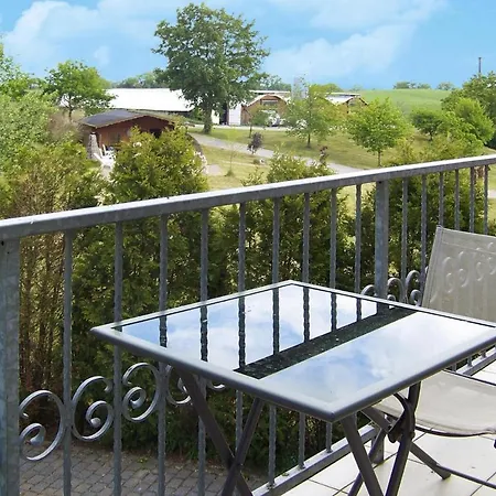 Holiday In Stolpe With Balcony Terrace 公寓 *